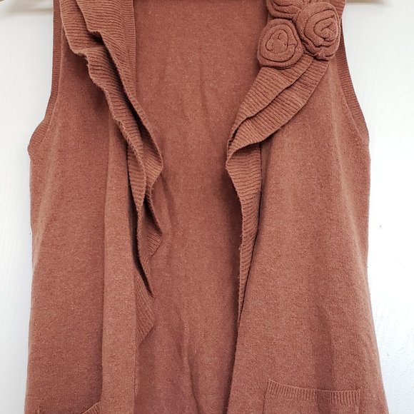 Banana Republic wool sweater vest (size XS) - Picture 11 of 11